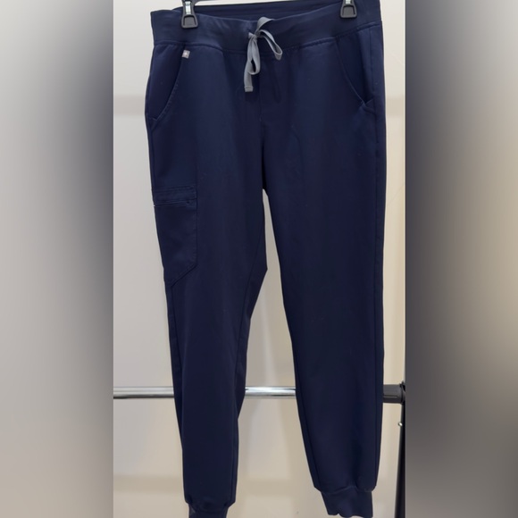 Figs Pants - Picture 1 of 9